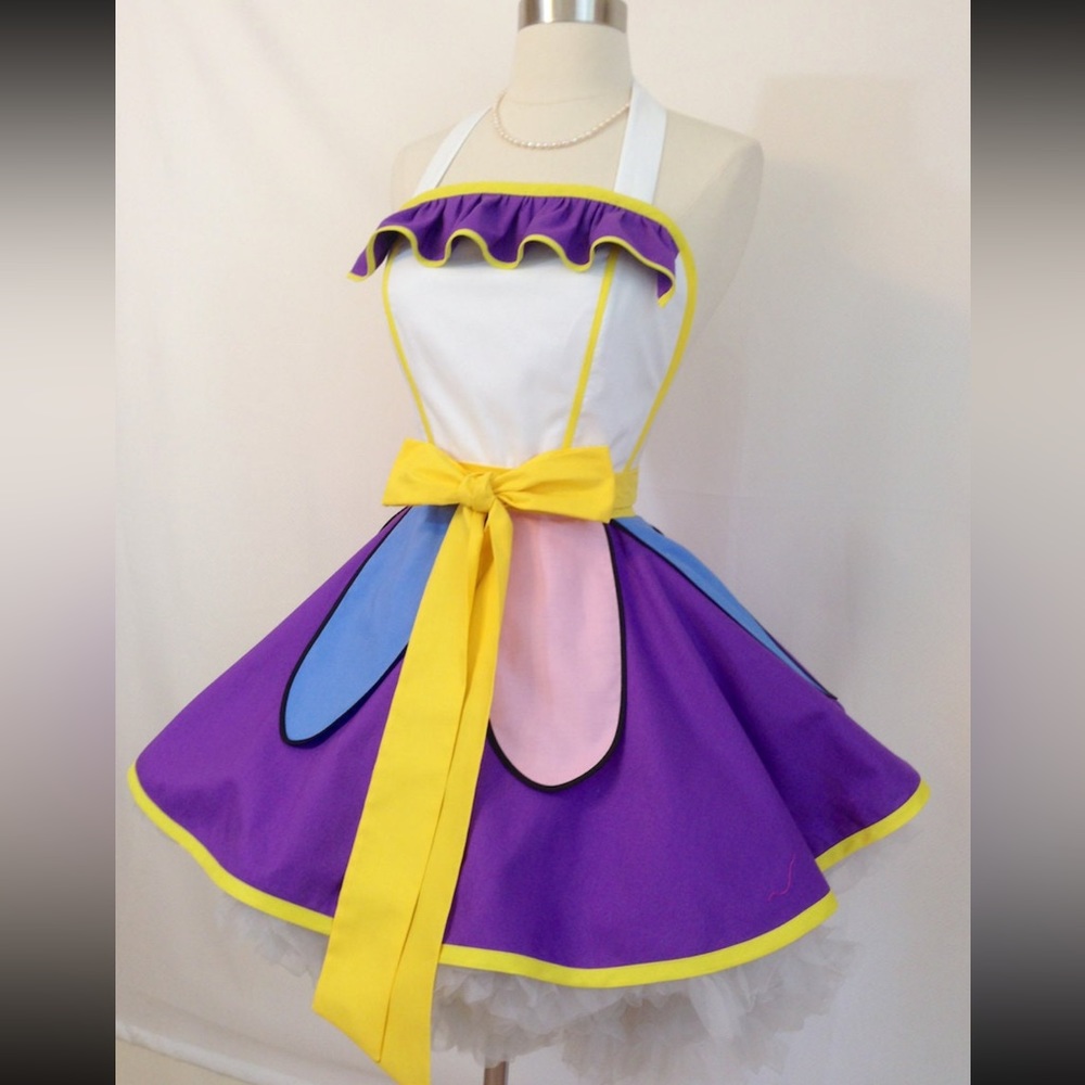 Disney Mrs Potts apron/costume